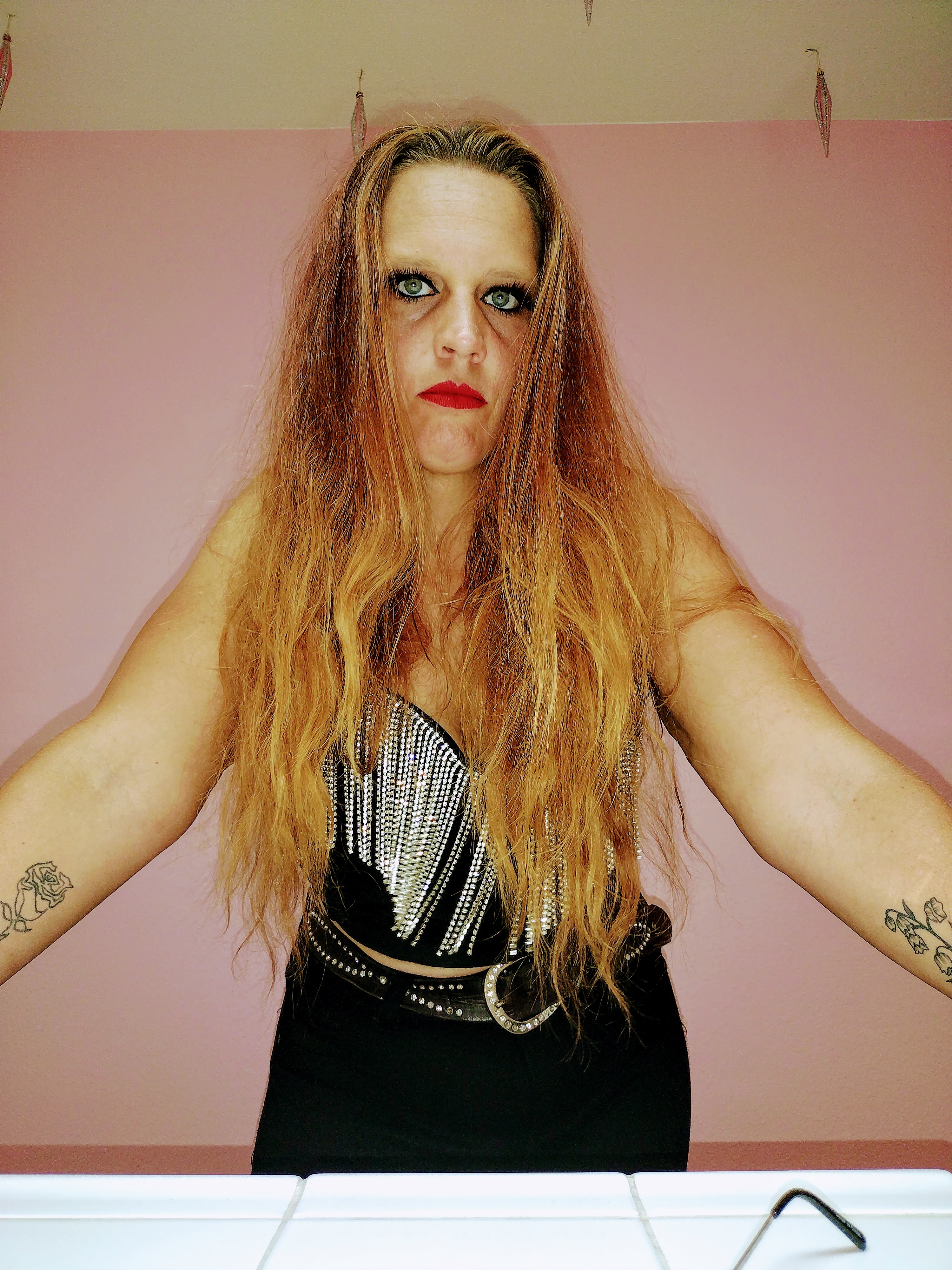 Starrgazzee modeling photograph 5 of 53
