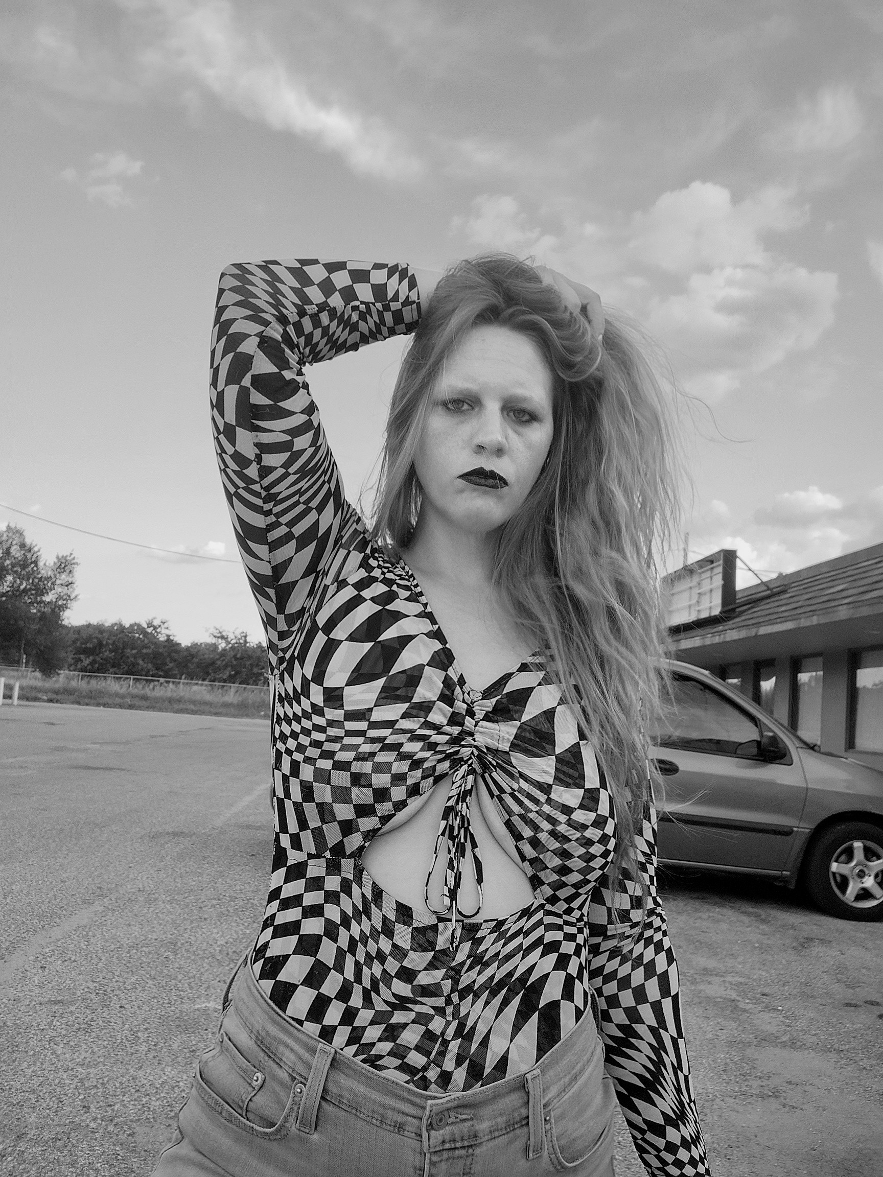 Starrgazzee modeling photograph 7 of 53